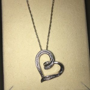 Mappins heart necklace